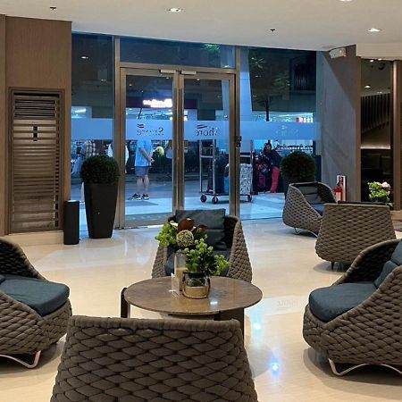 Victoria Suite At Shore Residences Pasay Exteriör bild